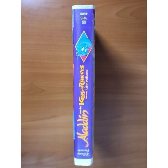 Disney Presents: Aladdin and the King of Thieves (VHS) #A32 - Picture 2 of 9
